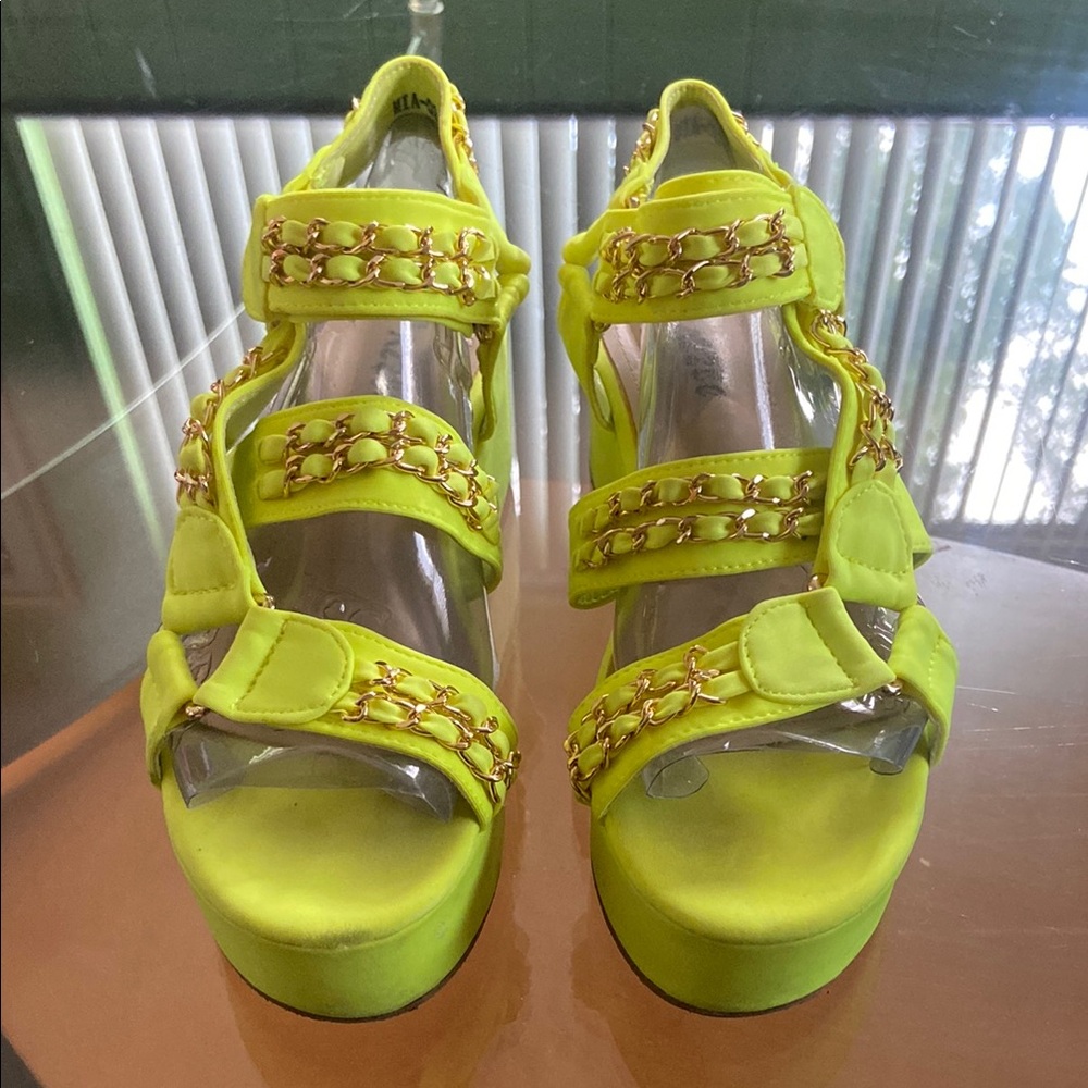 Fun colored platforms!